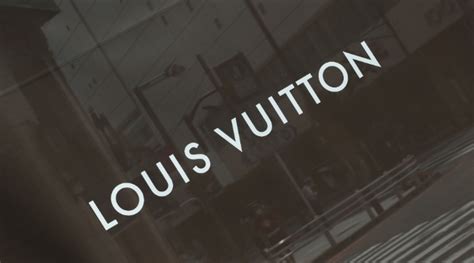 trimestrale louis vuitton|FH .